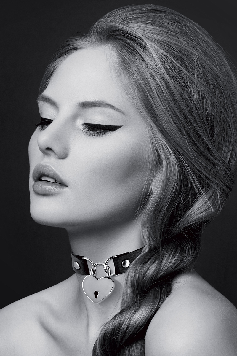 Collier ras-de-cou cadenas cœur - Simili cuir noir