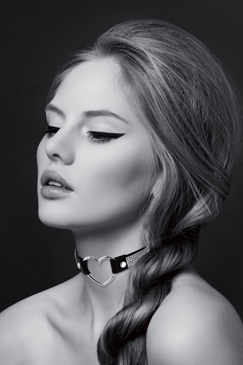 Collier ras-de-cou cœur & strass - Simili cuir noir